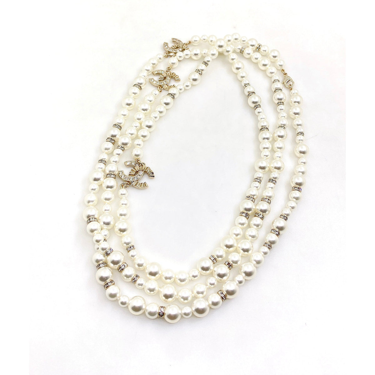 18K Chanel Pearls Long Necklace