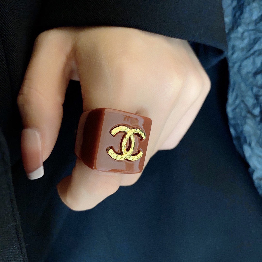 18K Chanel Vintage Red Ring