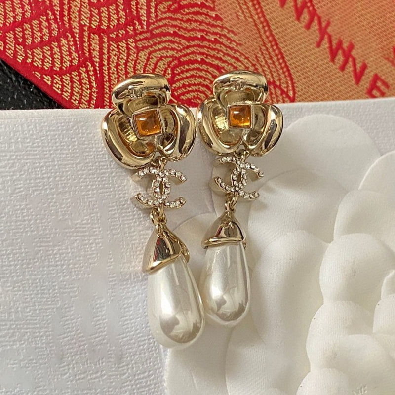 18K Chanel Camellia Pearl Earrings