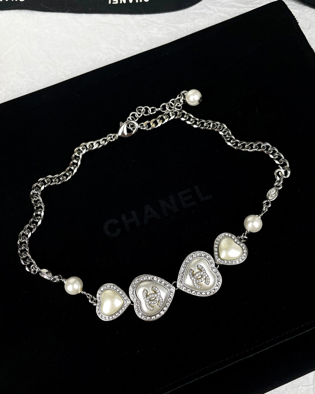 18K Chanel Heart Crystals Necklace