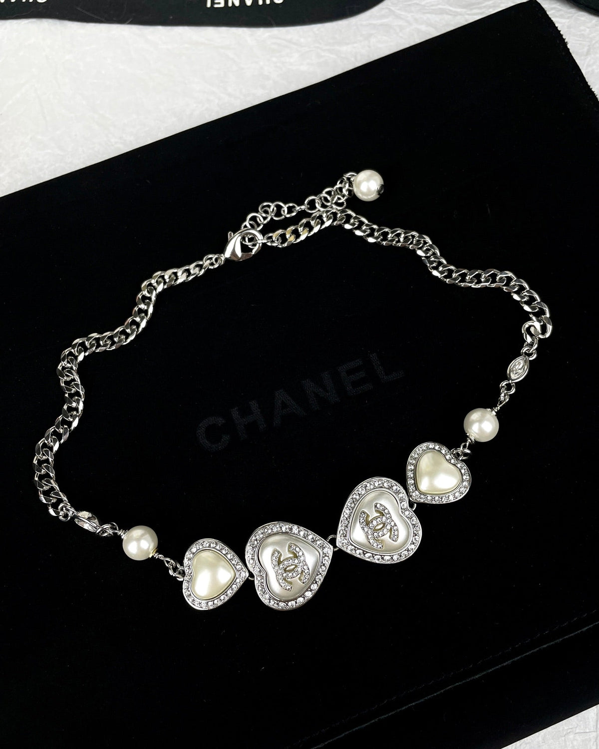 18K Chanel Heart Crystals Necklace