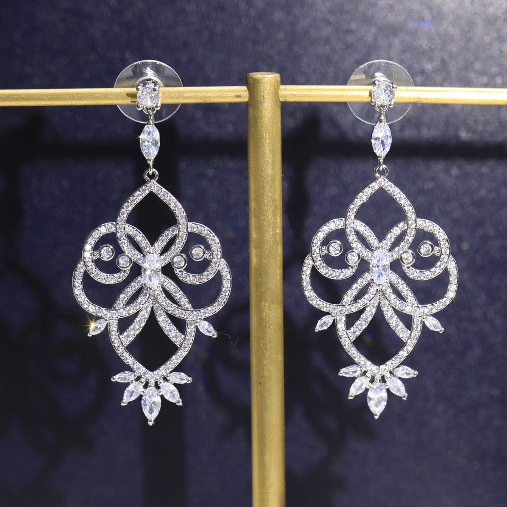 18K Piaget Mythical Journey Earrings