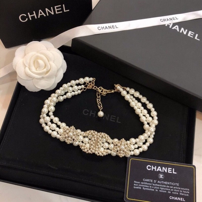 18K Chanel Pearl Choker Necklace
