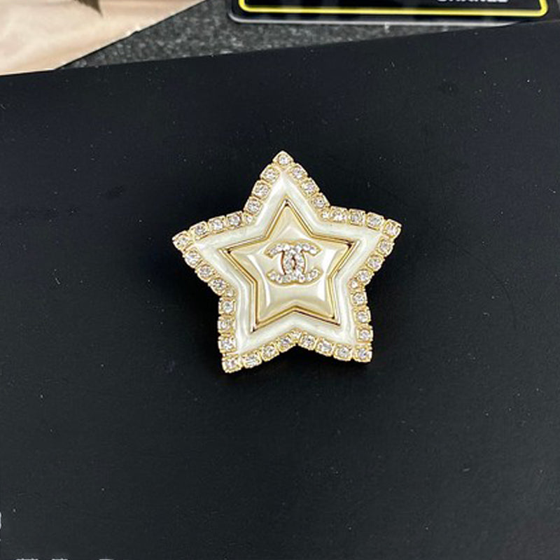 18K Chanel Star Pearl Brooch