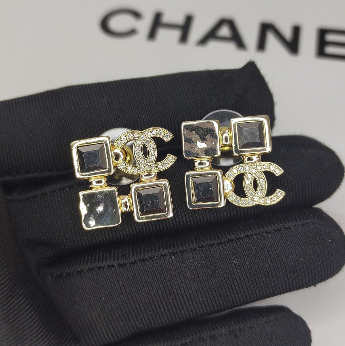 18K Chanel Black Crystals Earrings