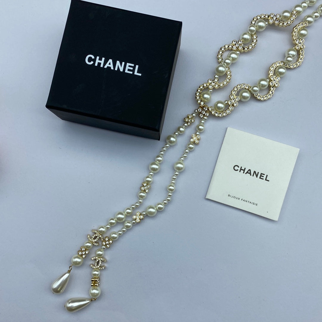 18K Chanel Pearl Chain Necklace