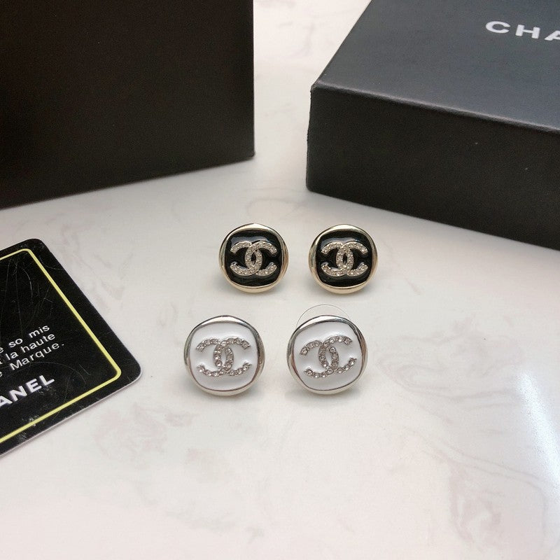 18K Chanel Black & White Diamond Gold Earrings