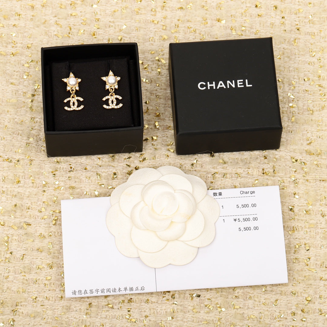 18K Chanel Star Crystals Earrings