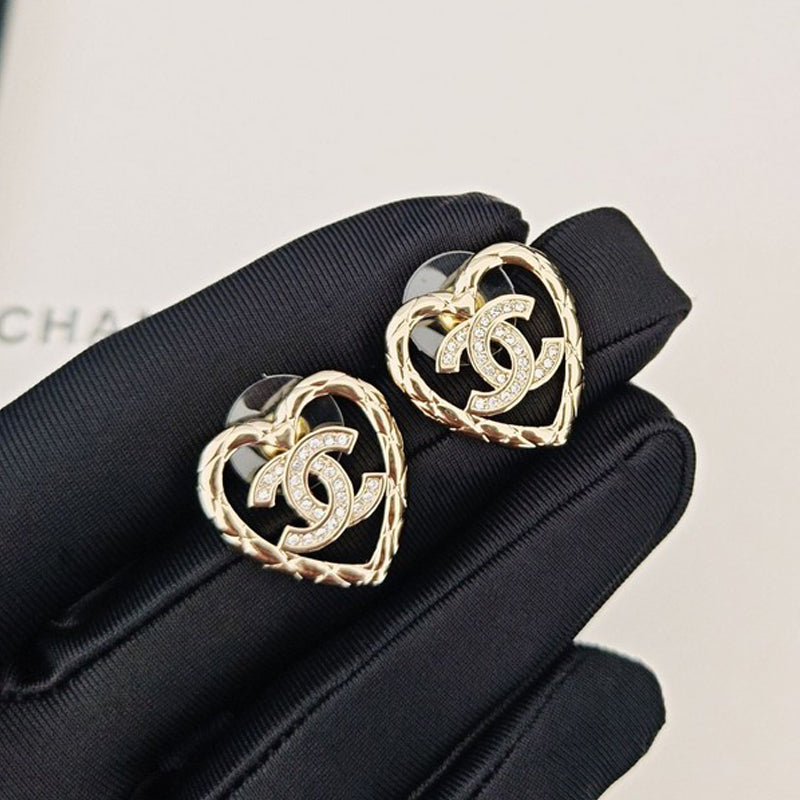 18K Chanel Heart Diamond Earrings