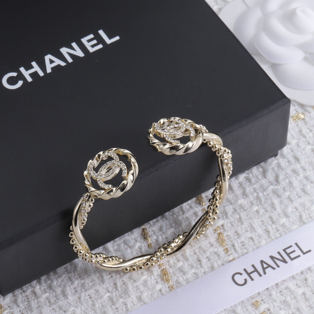 18K Double Chanel Open Bracelet