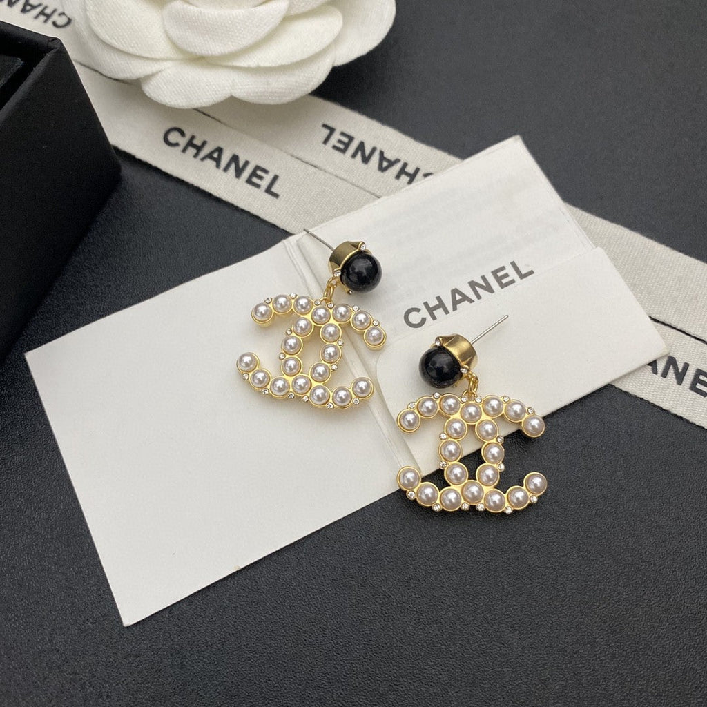 18K Pearl Chanel Pendant Earrings