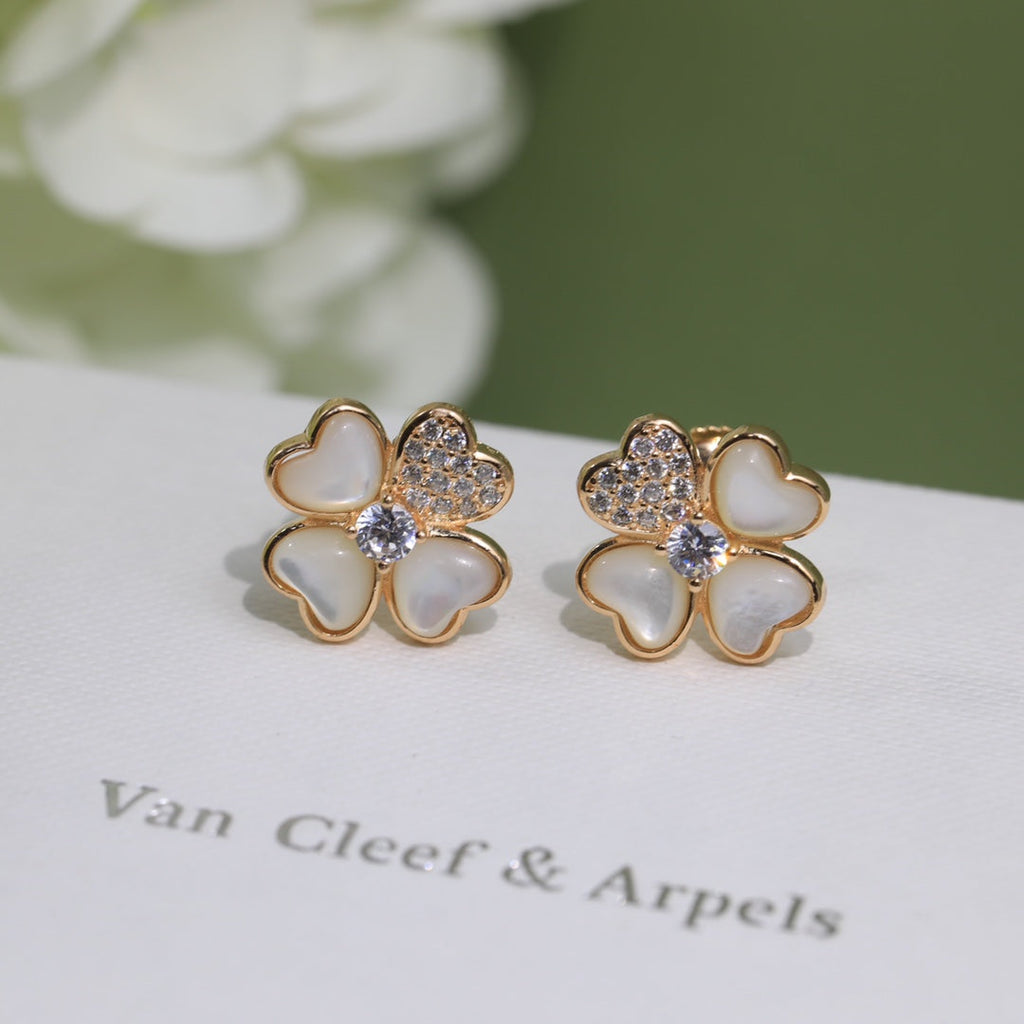 18K Van Cleef & Arpels Cosmos Medium Earrings
