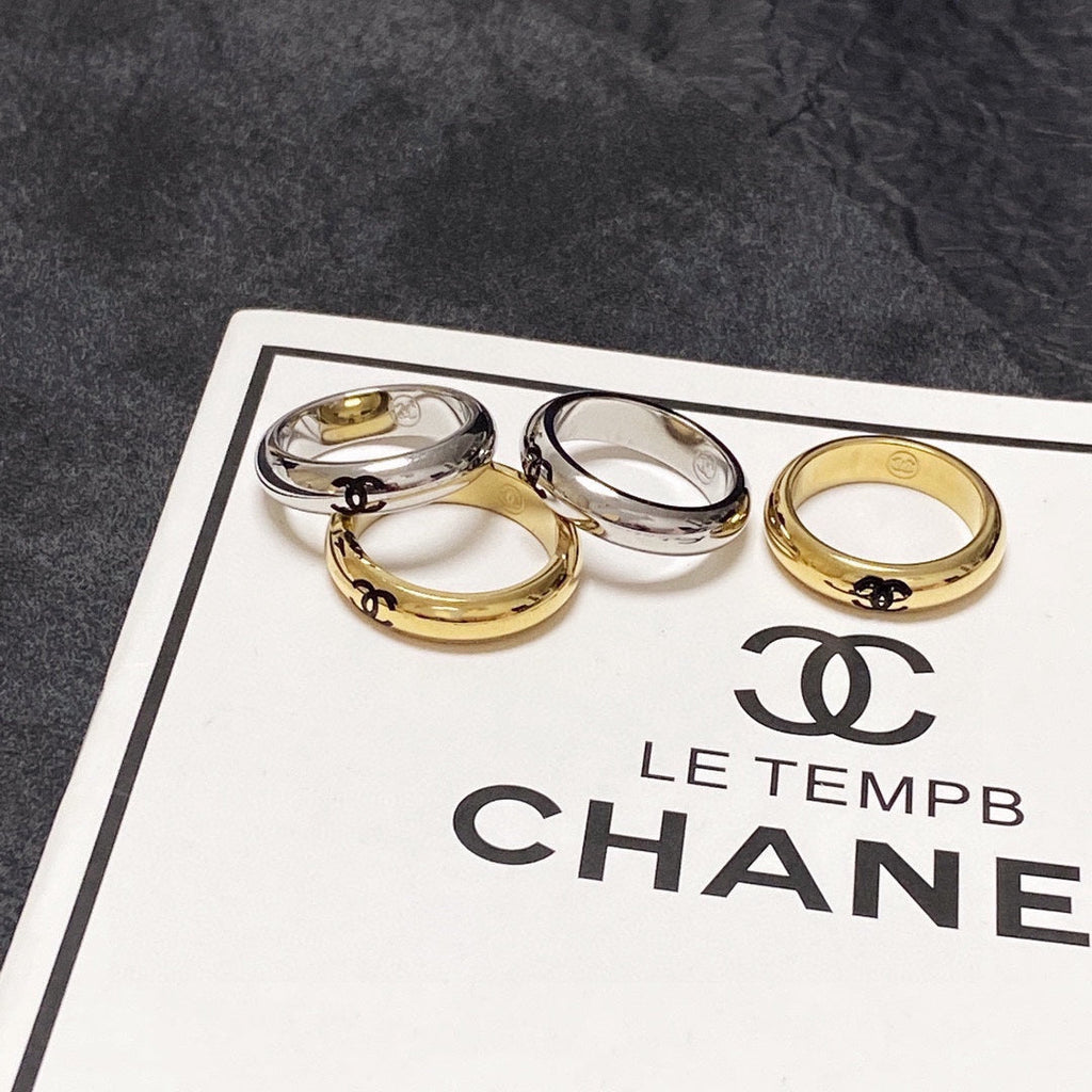 18K Chanel Coco Ring