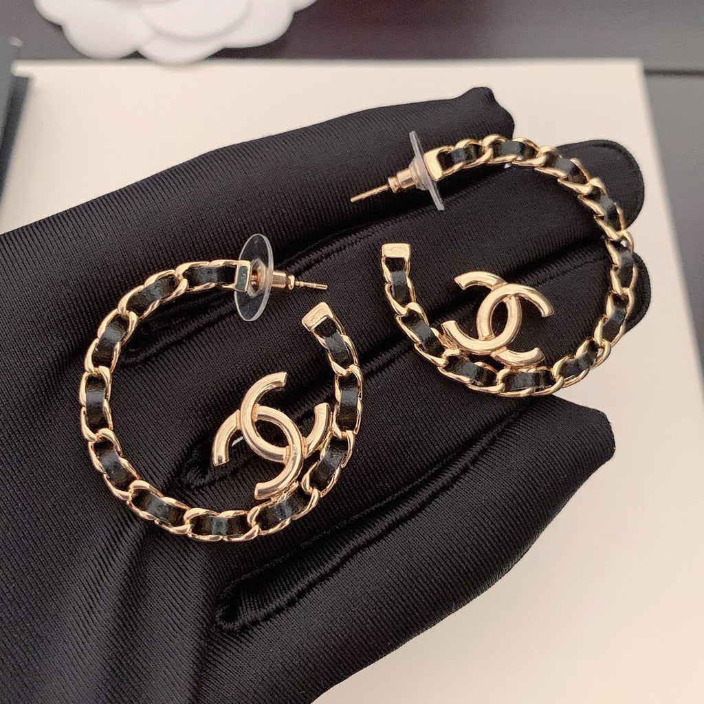18K Chanel Strass Earrings
