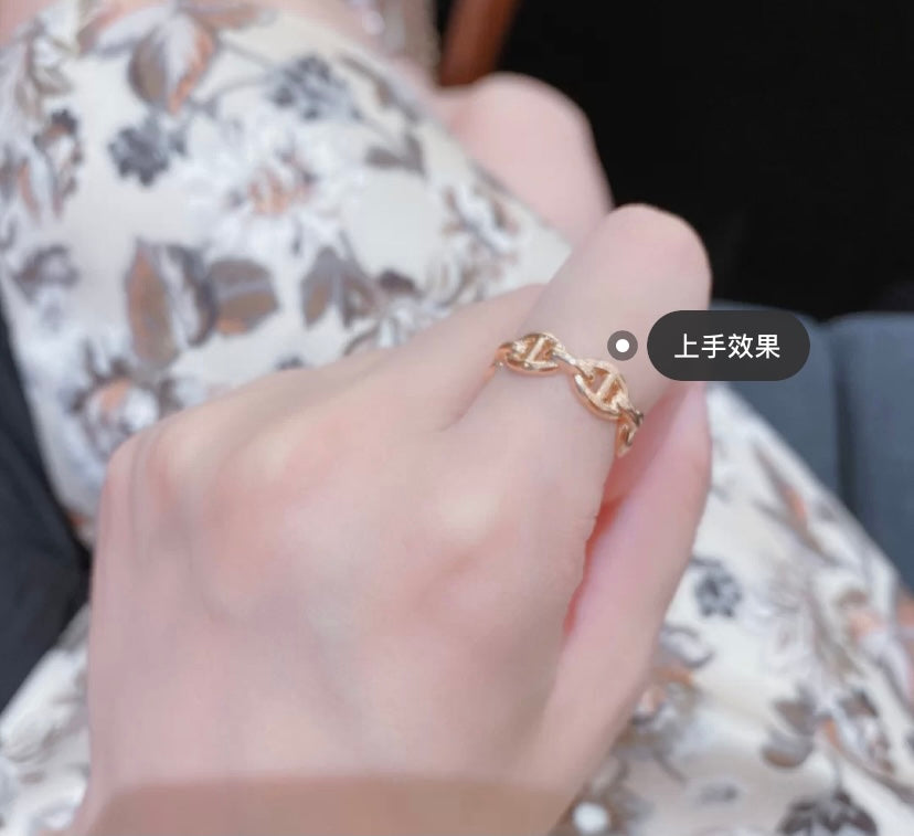 18K Chaine D'Ancre Enchainee Hermès Ring