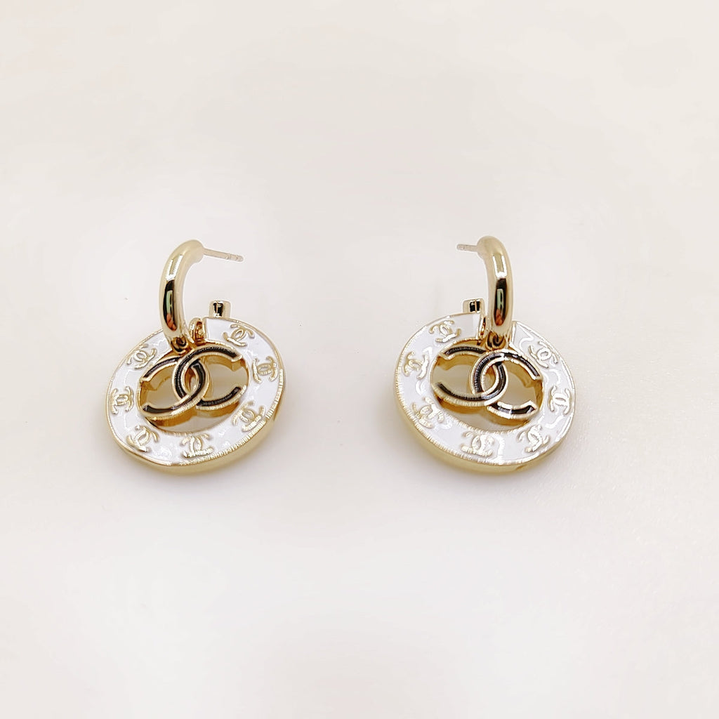 18K Chanel Circle Earrings