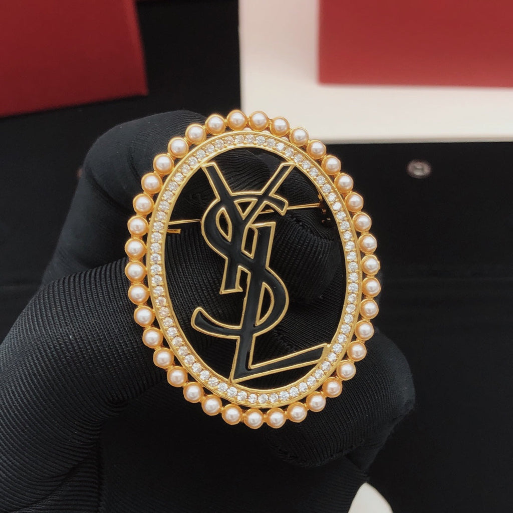 18K Saint Laurent Oval Pearls Brooch
