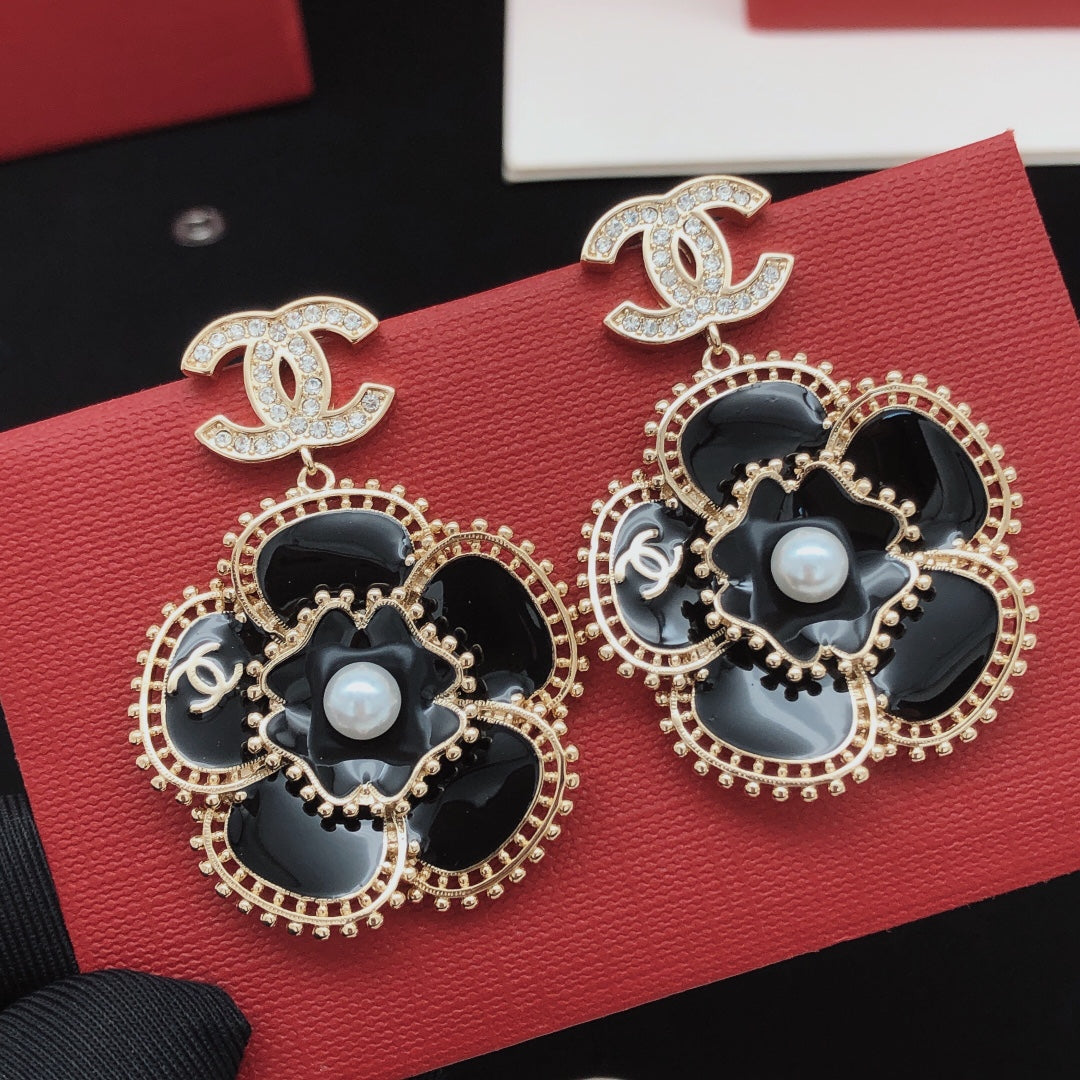 18K Chanel Camellia Diamond Earrings