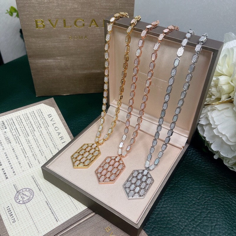 18K BVLGARI Serpenti Eyes on Me Necklace