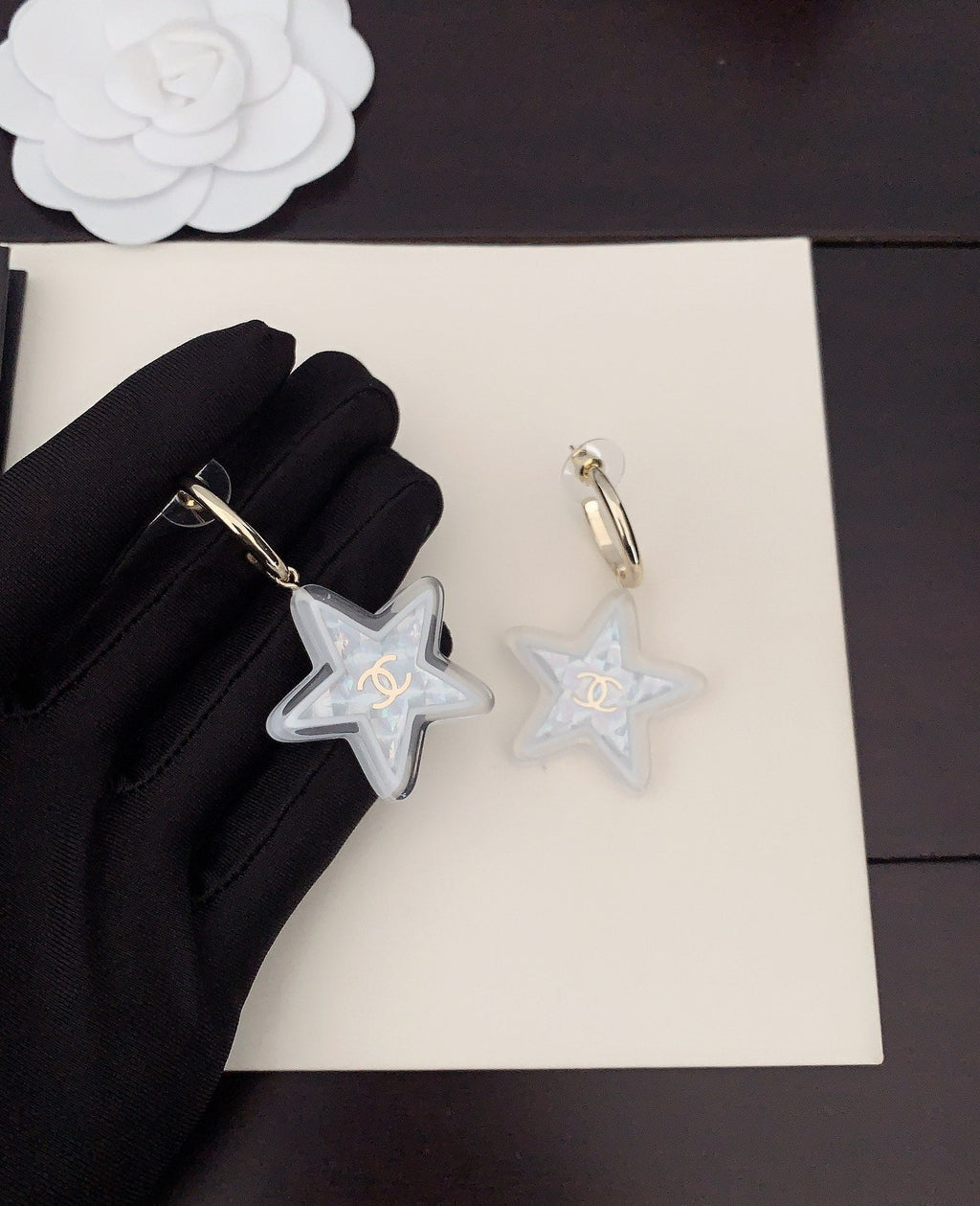 18K Chanel Star Earrings