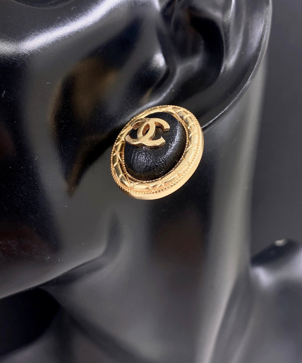 18K Chanel Oval Leather Earrings