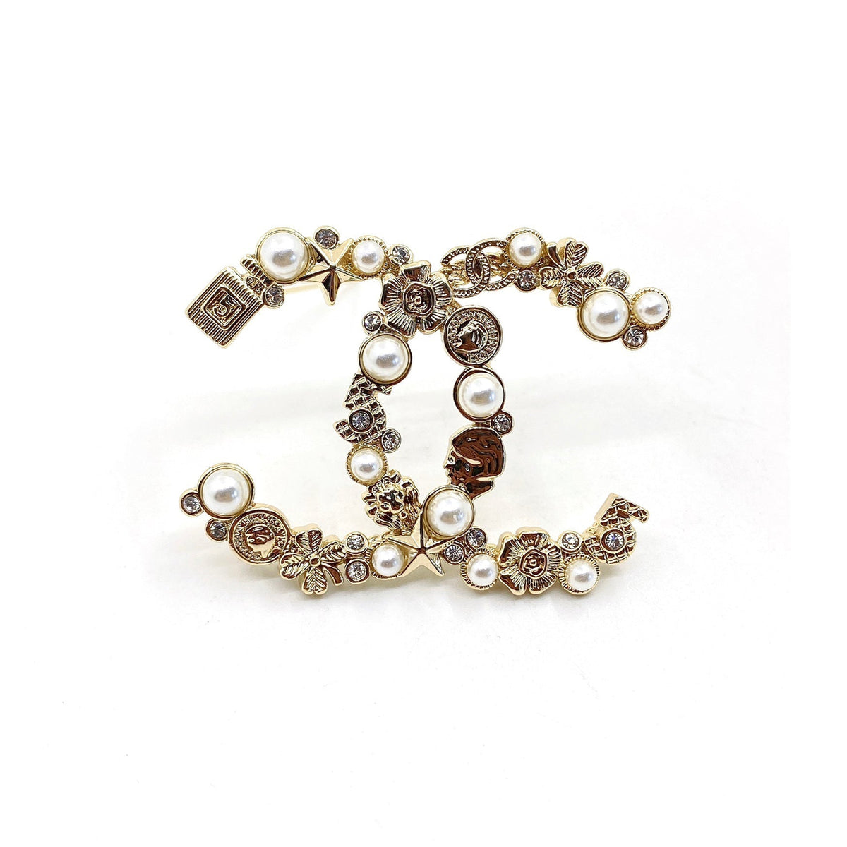18K Chanel Pearls Brooch