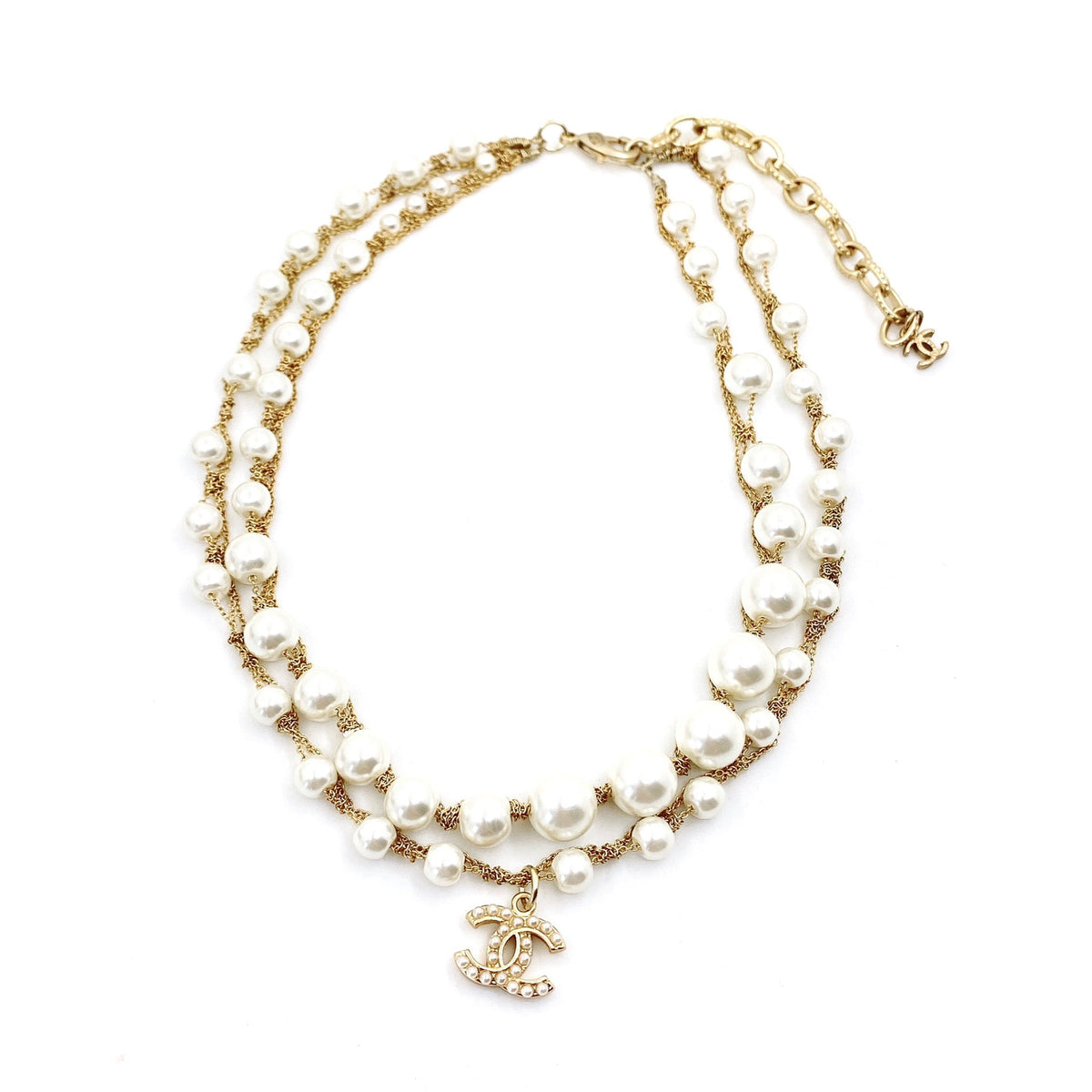 18K Chanel Pearls Necklace