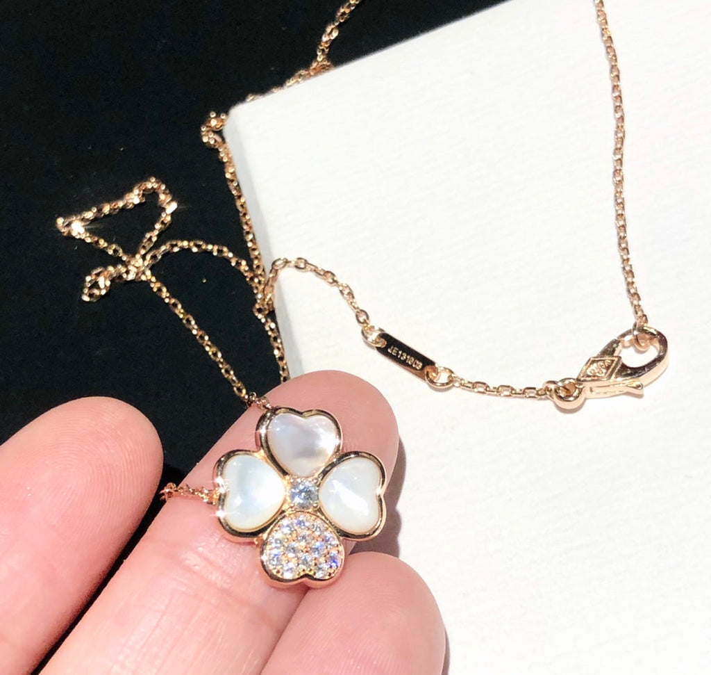 18K Van Cleef & Arpels Cosmos Clip pendant Necklace