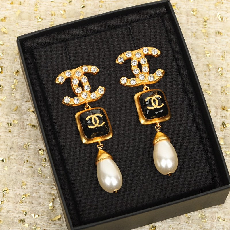 18K Chanel Long Pearl Pendant Earrings
