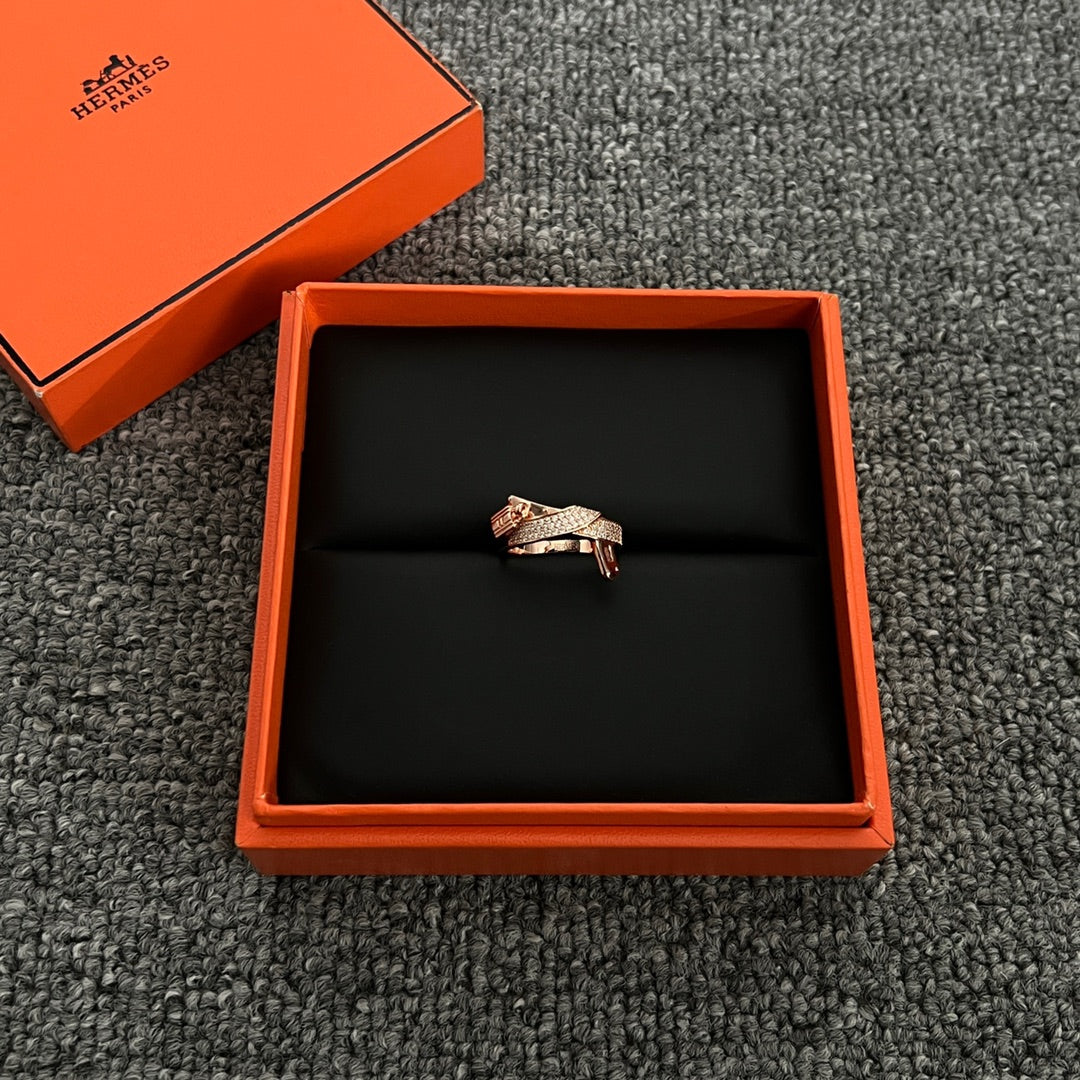 18K Kelly Gavroche Diamonds Hermès Ring
