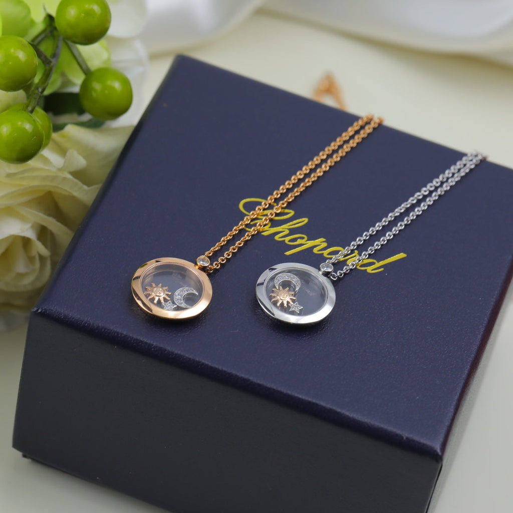 18K Chopard Happy Diamonds Pendant Necklace