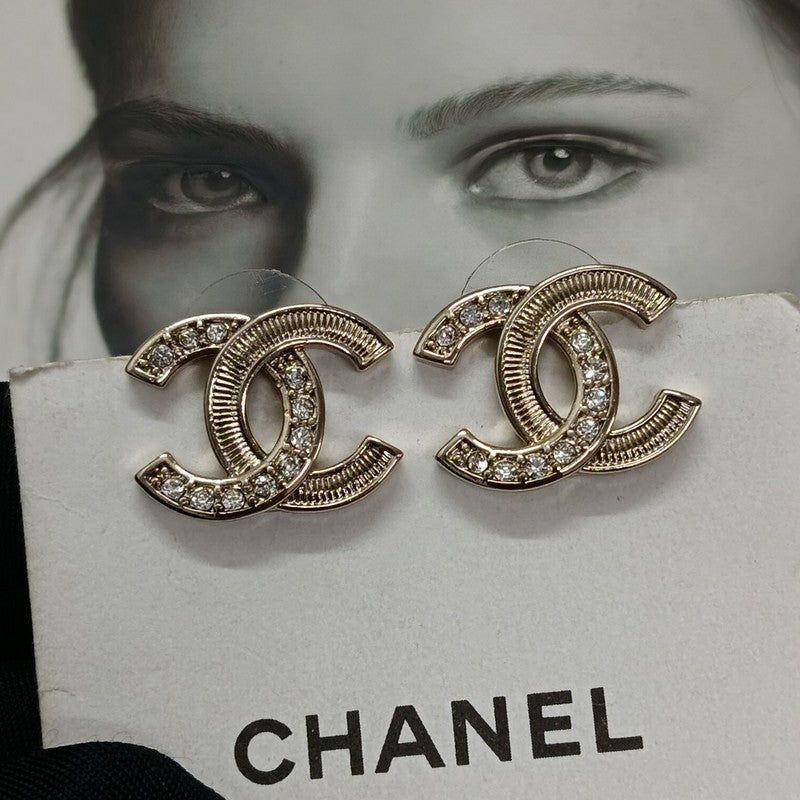 18K Chanel Vintage Diamond Gold Earrings