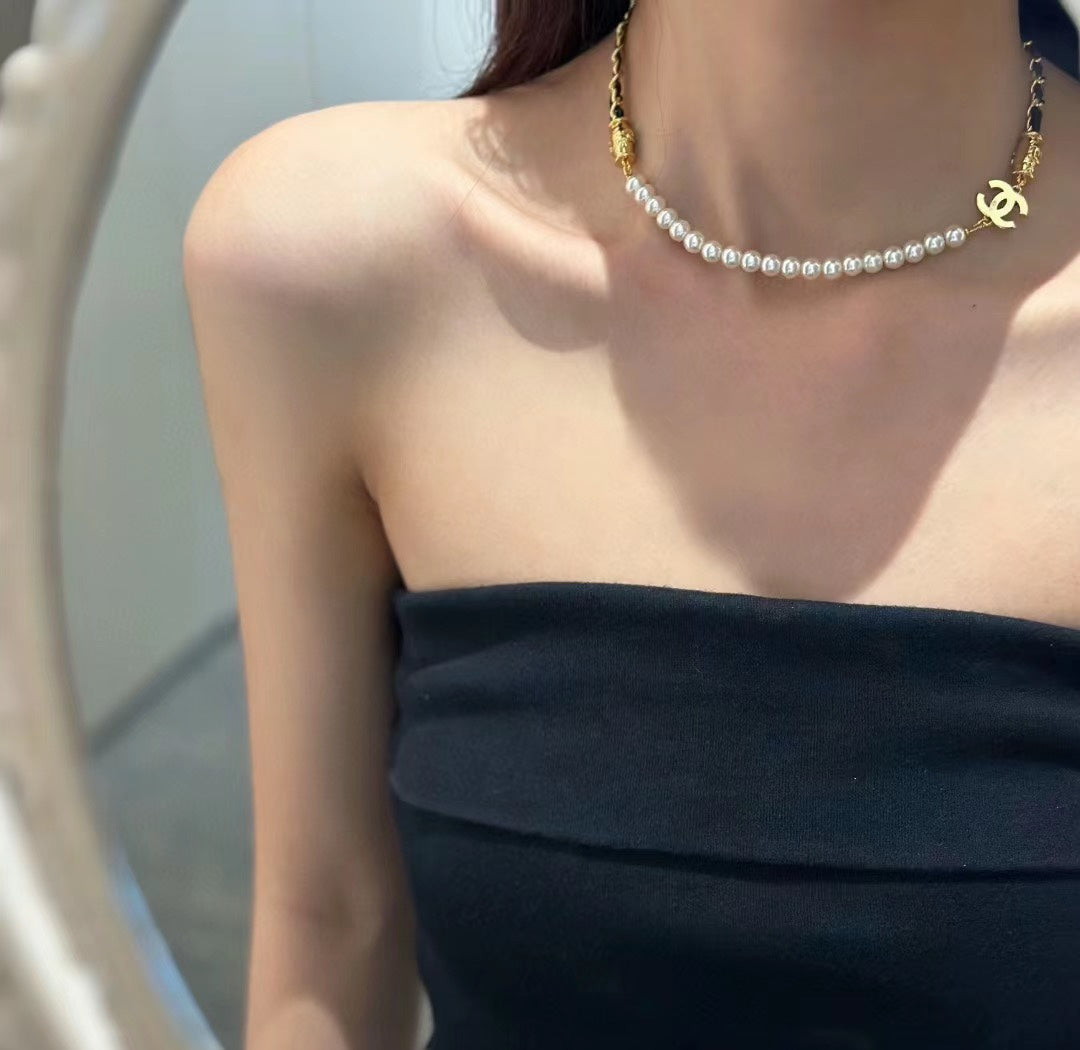 18K Chanel Crystals Choker Necklace