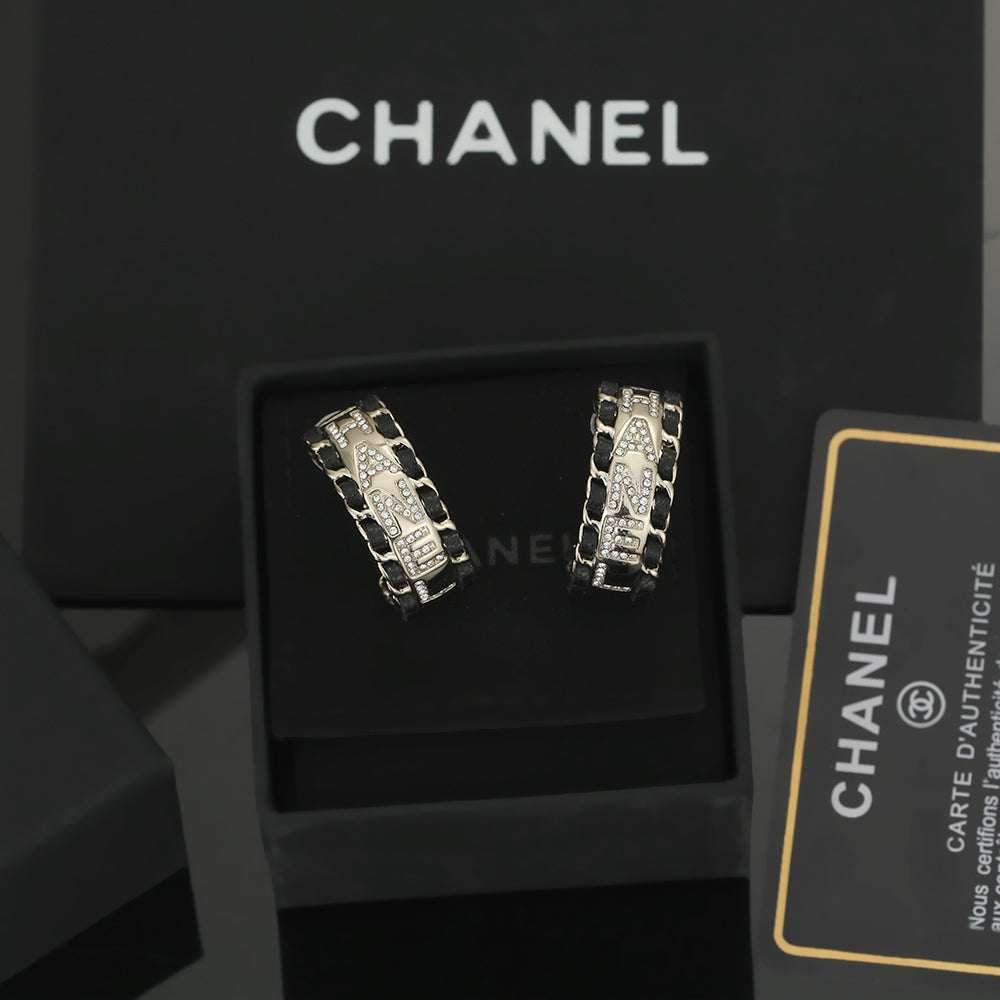 18K Chanel Strass Earrings