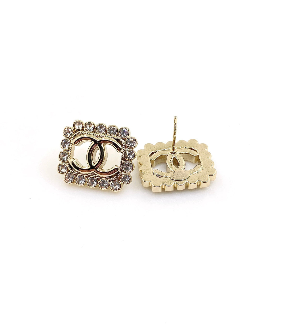 18K Chanel Square Pearls Earrings