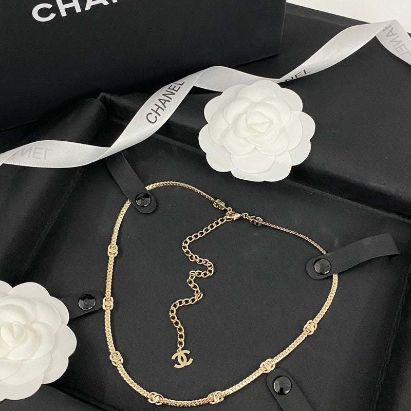 18K Chanel Chain Necklace