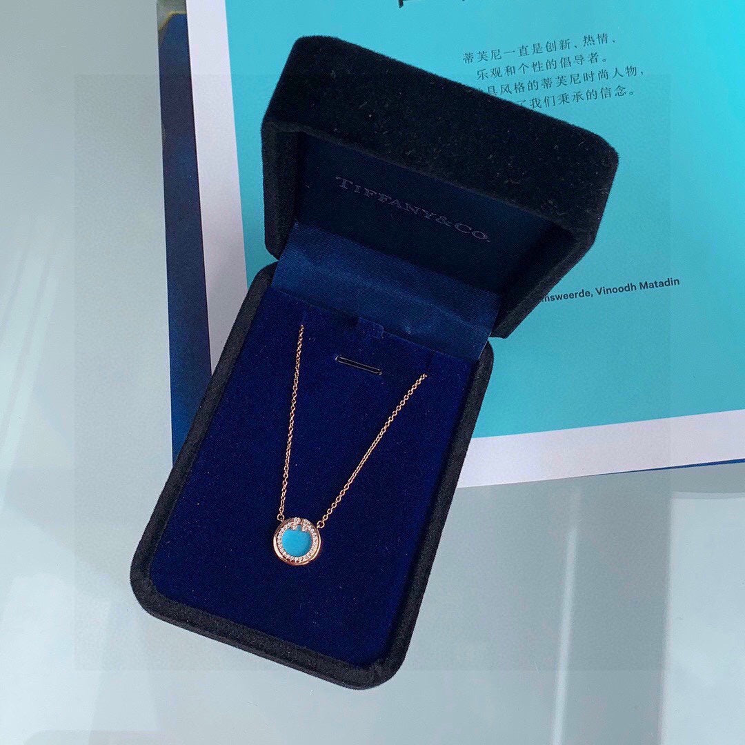 18K Tiffany & Co. Diamond & Turquoise Circle Pendant Necklace