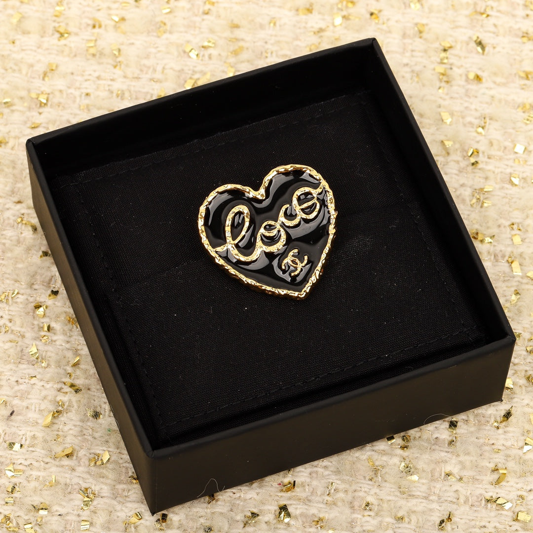 18K Chanel Black Heart Brooch