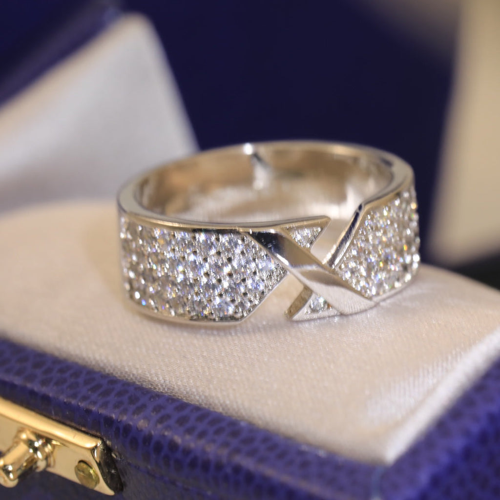 18K Chaumet Liens Diamond Ring