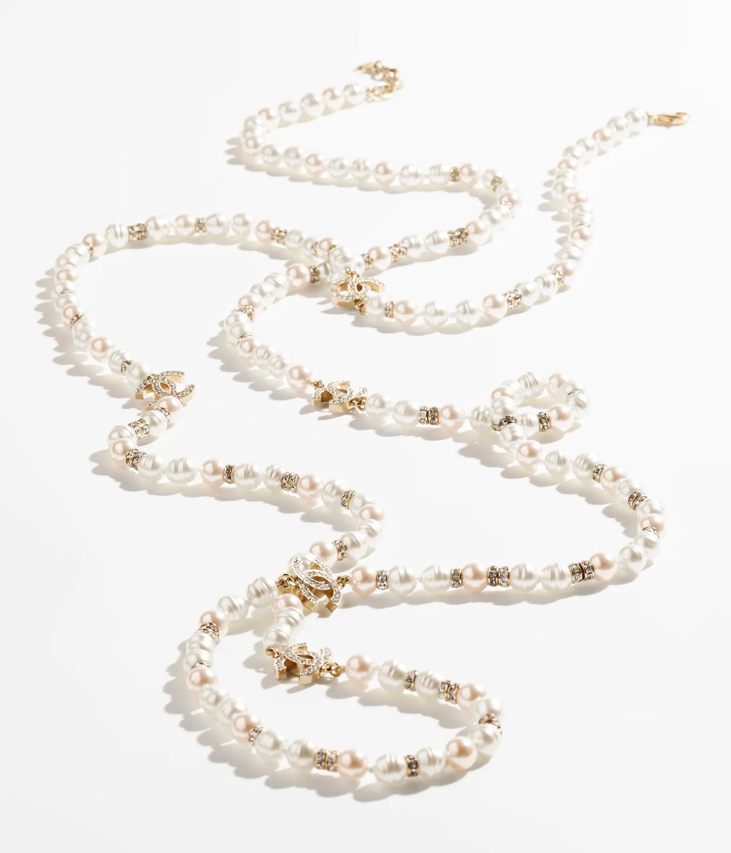 18K Chanel Pearl Choker Necklace
