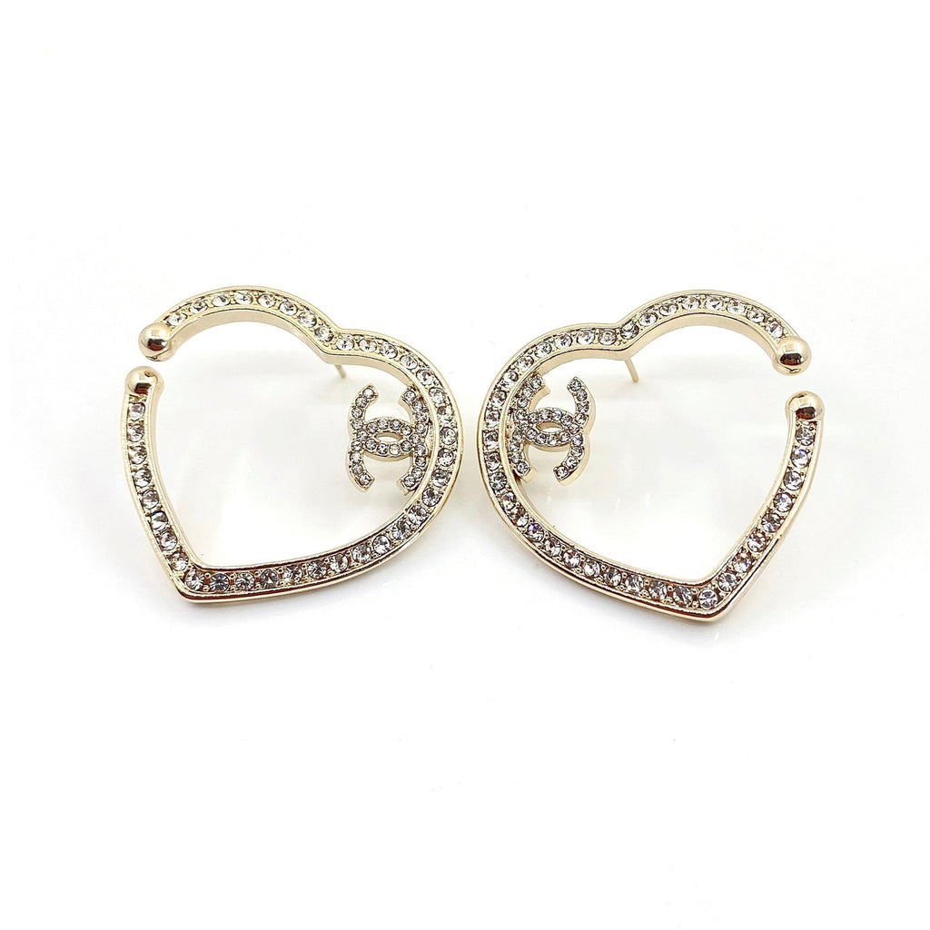18K Chanel Diamond Heart Earrings