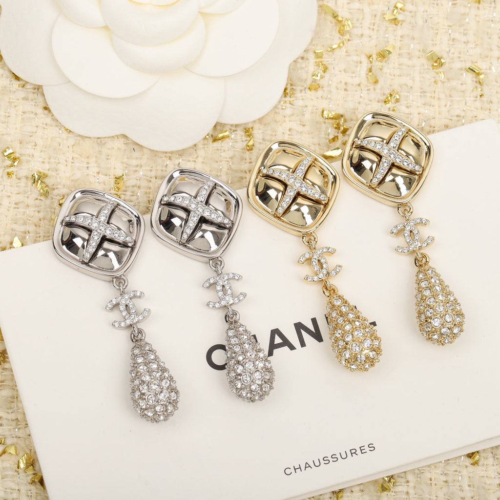 18K Chanel Cross Rhombus Earrings