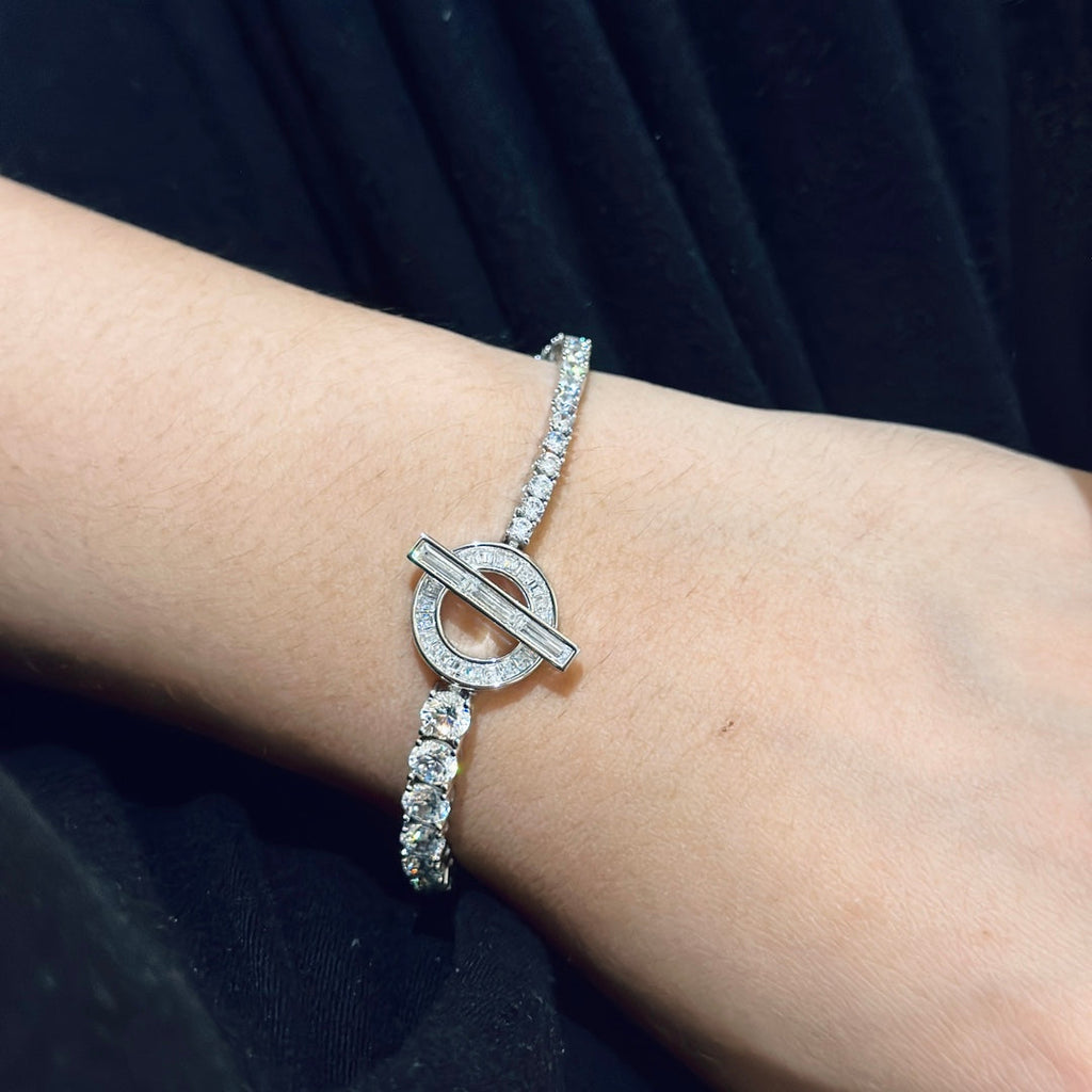 18K Finesse Link Diamond Hermès Bracelet