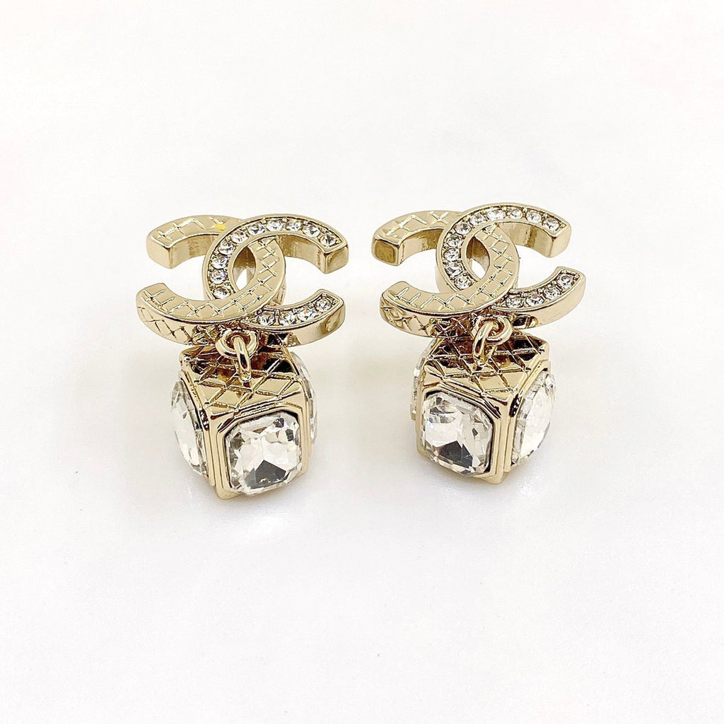18K Chanel Square Crystal Pendant Earrings