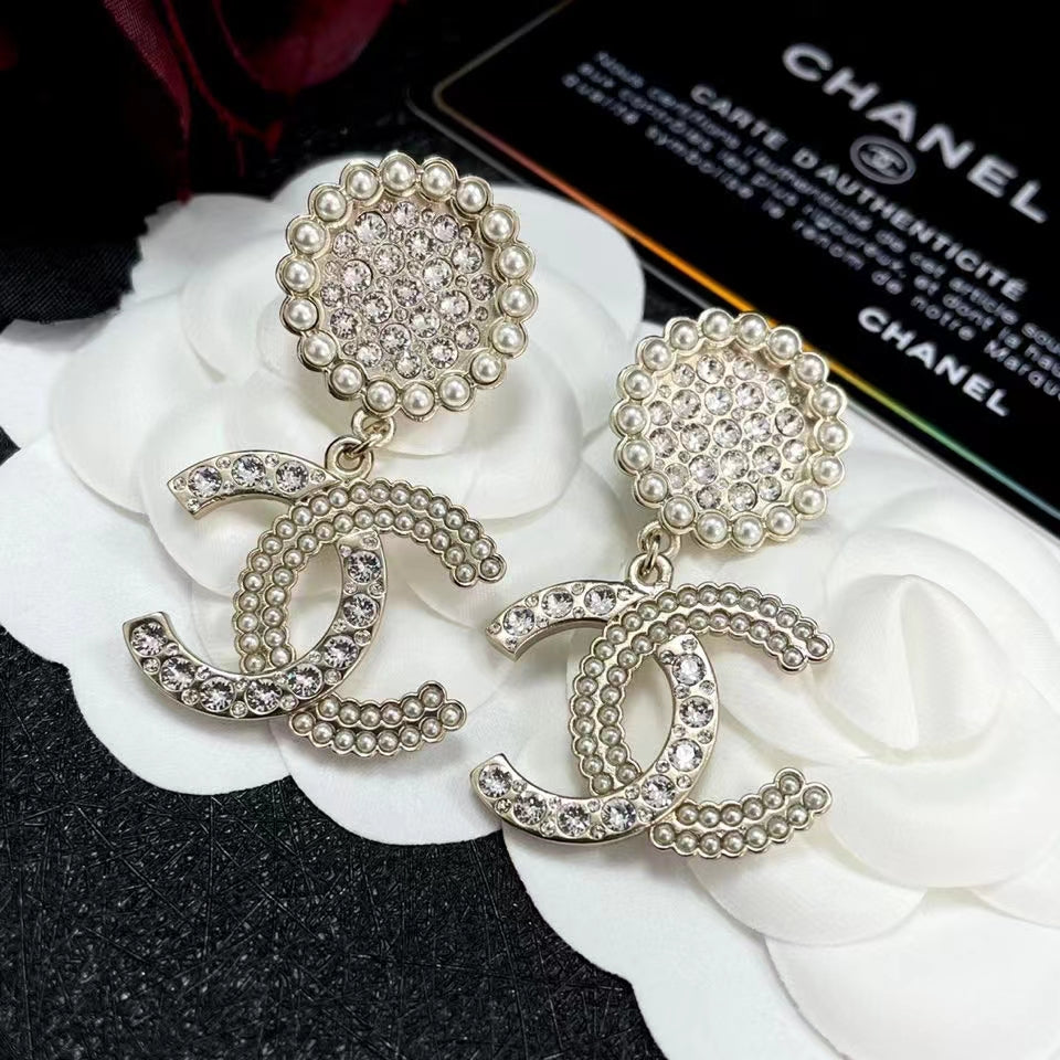 18K Chanel Diamond Drop Earrings