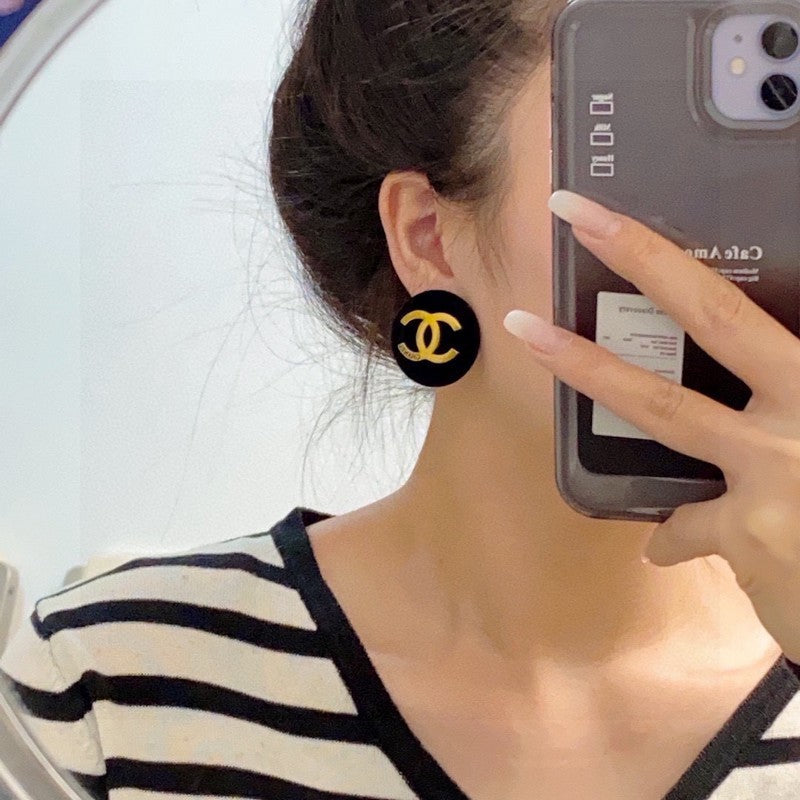 18K Chanel Black Yellow Gold Earrings