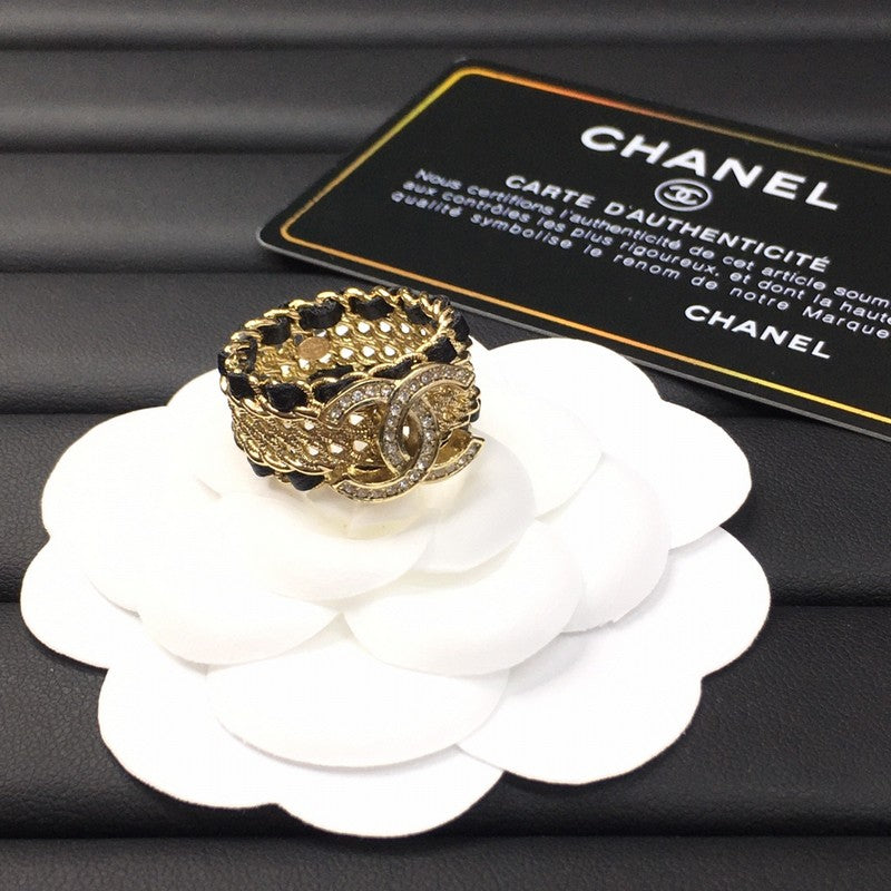 18K Chanel Strass Diamond Ring