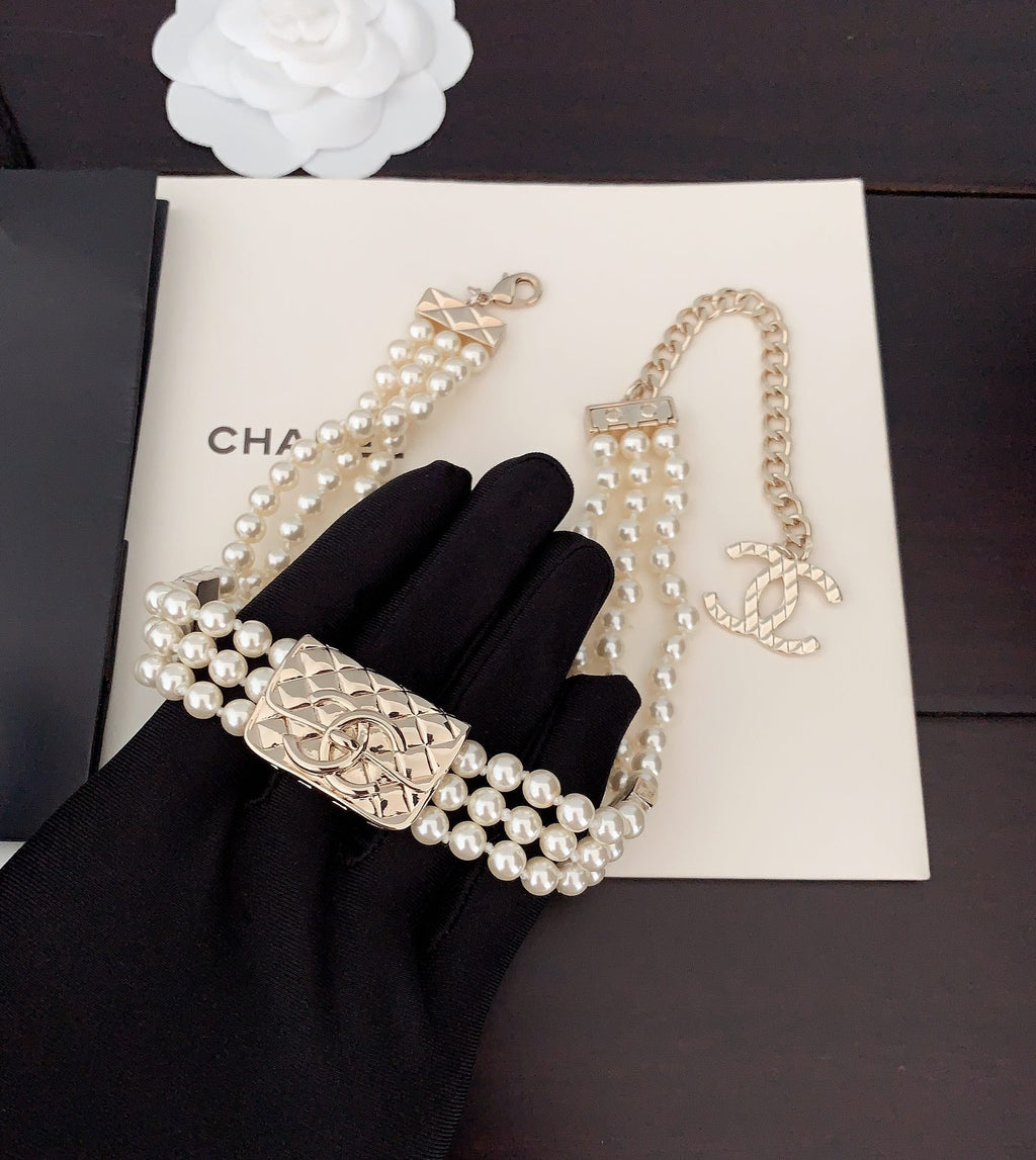 18K Chanel Bag Pearls Chain Necklace