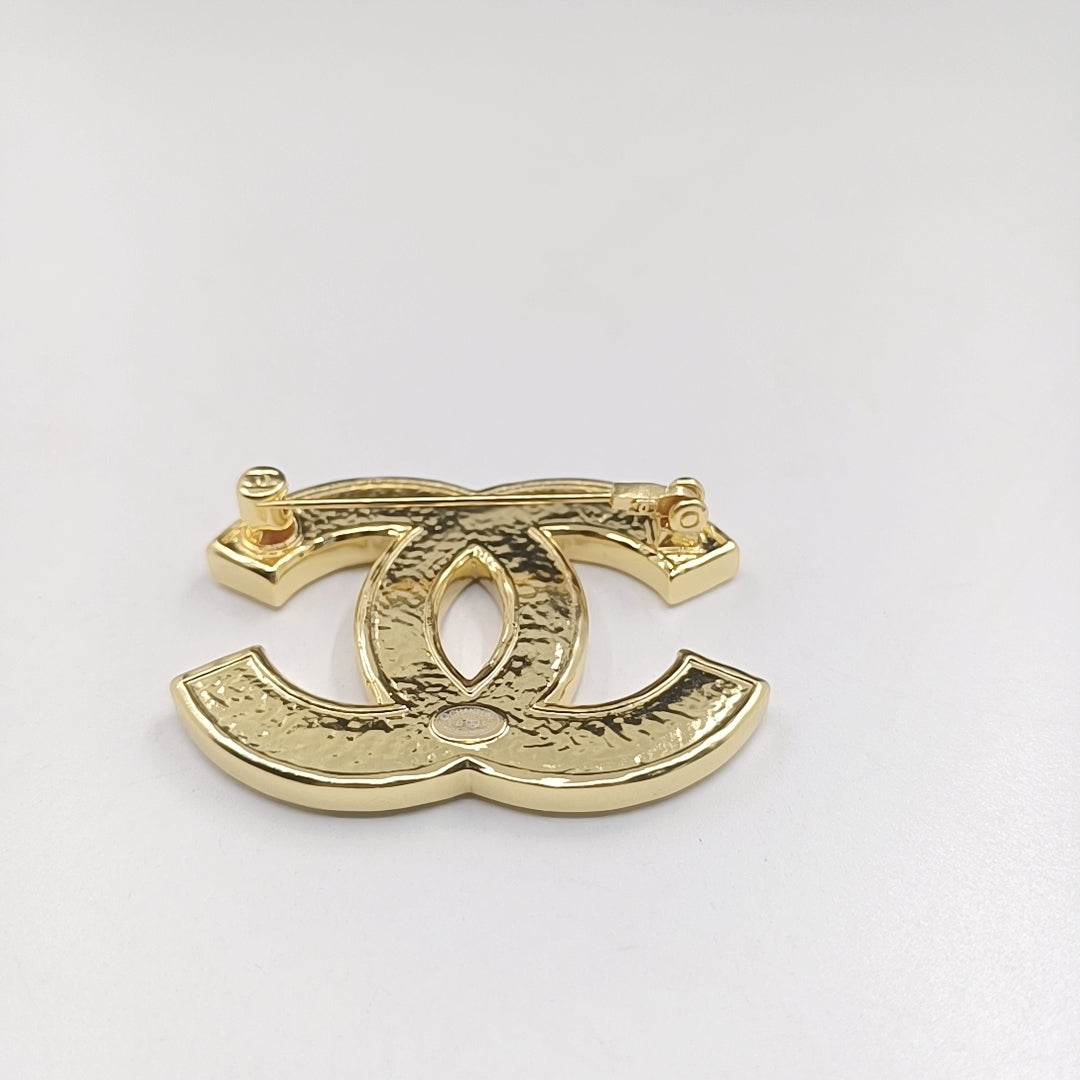 18K Chanel Black Brooch