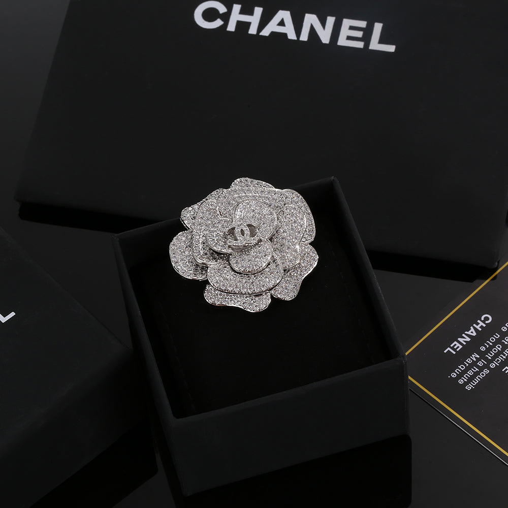 18K Chanel Camellia Diamonds Brooch